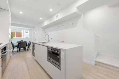 Photo 9 at 4877 Willow Street, Cambie, Vancouver West