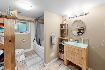 Photo 18 at 1095 E 29th Street, Lynn Valley, North Vancouver