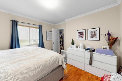 Photo 11 at 1095 E 29th Street, Lynn Valley, North Vancouver