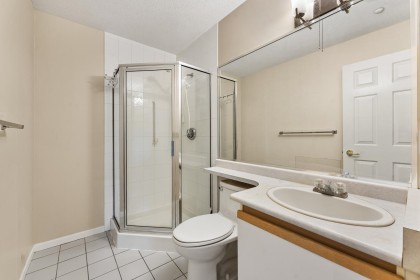 Photo 20 at 101 - 843 22nd Street, Dundarave, West Vancouver
