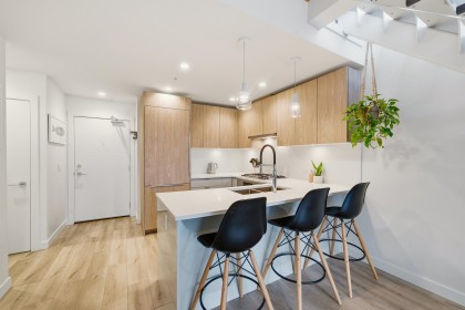 Photo 6 at 607 - 128 E 8th Street, Central Lonsdale, North Vancouver