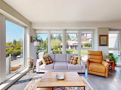 Photo 2 at 201 - 650 Evergreen Place, Delbrook, North Vancouver