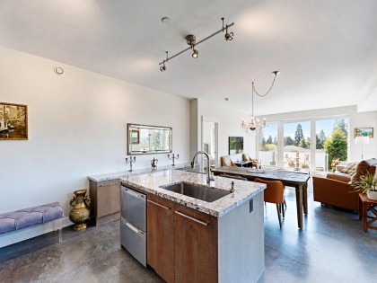 Photo 11 at 201 - 650 Evergreen Place, Delbrook, North Vancouver