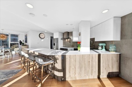 Photo 27 at 603 - 1009 Expo Boulevard, Yaletown, Vancouver West