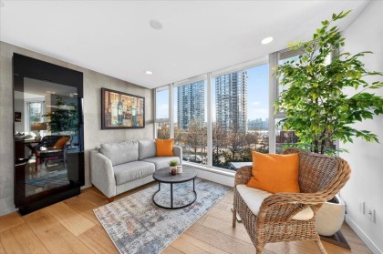 Photo 12 at 603 - 1009 Expo Boulevard, Yaletown, Vancouver West