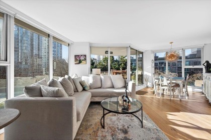 Photo 7 at 603 - 1009 Expo Boulevard, Yaletown, Vancouver West