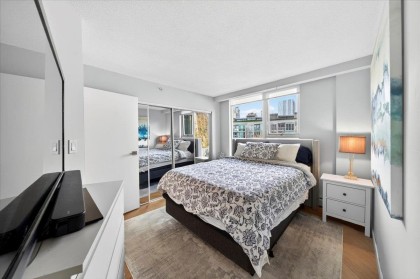 Photo 15 at 603 - 1009 Expo Boulevard, Yaletown, Vancouver West
