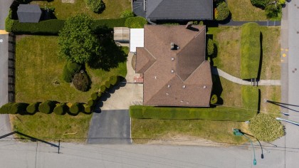 Photo 4 at 657 E Keith Road, Queensbury, North Vancouver