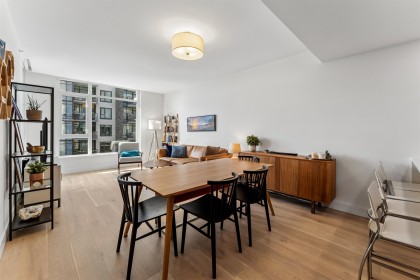 Photo 6 at 403 - 2780 Valley Centre Avenue, Lynn Valley, North Vancouver