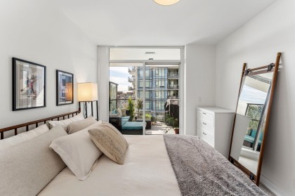 Photo 16 at 403 - 2780 Valley Centre Avenue, Lynn Valley, North Vancouver