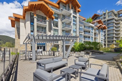 Photo 1 at 403 - 2780 Valley Centre Avenue, Lynn Valley, North Vancouver