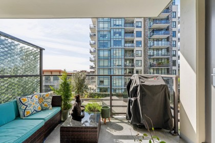 Photo 14 at 403 - 2780 Valley Centre Avenue, Lynn Valley, North Vancouver