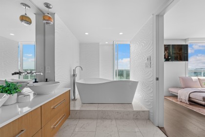 Photo 38 at 2403 - 1500 Howe Street, Yaletown, Vancouver West