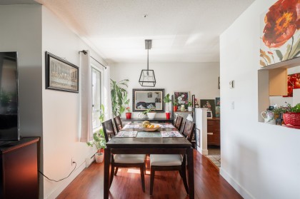 Photo 5 at 207 - 223 Mountain Highway, Lynnmour, North Vancouver