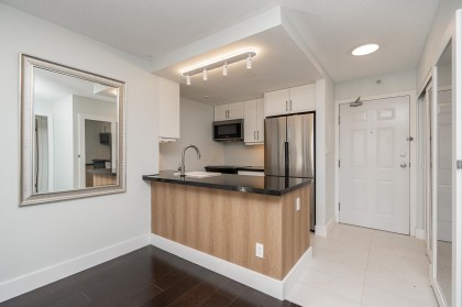 Photo 7 at 403 - 811 Helmcken Street, Downtown VW, Vancouver West