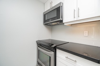 Photo 5 at 403 - 811 Helmcken Street, Downtown VW, Vancouver West