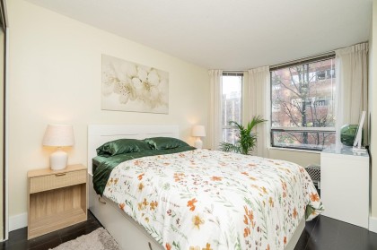 Photo 15 at 403 - 811 Helmcken Street, Downtown VW, Vancouver West