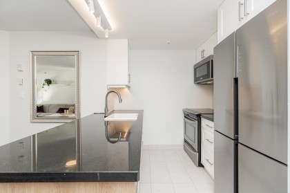 Photo 4 at 403 - 811 Helmcken Street, Downtown VW, Vancouver West
