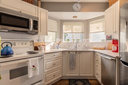 Photo 7 at 101 - 131 W 20th Street, Central Lonsdale, North Vancouver