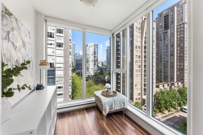 Photo 7 at 1002 - 1010 Richards Street, Yaletown, Vancouver West