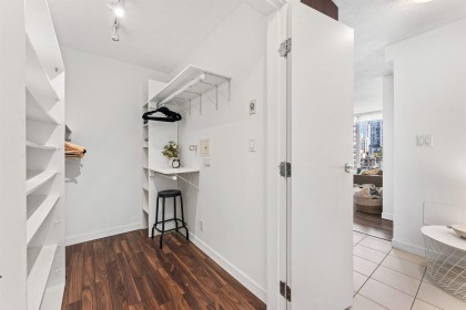 Photo 20 at 1002 - 1010 Richards Street, Yaletown, Vancouver West