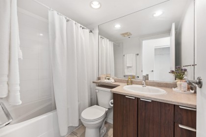 Photo 14 at 1002 - 1010 Richards Street, Yaletown, Vancouver West