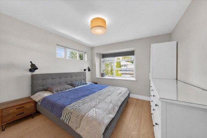 Photo 10 at 2 - 252 E 19th Street, Central Lonsdale, North Vancouver