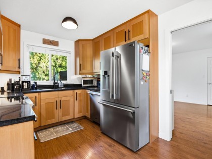 Photo 5 at 3660 Osprey Court, Roche Point, North Vancouver