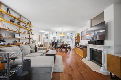 Photo 13 at 202 - 3187 Mountain Highway, Lynn Valley, North Vancouver