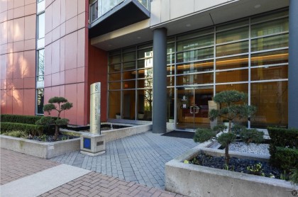 Photo 25 at 305 - 8 Smithe Mews, Yaletown, Vancouver West