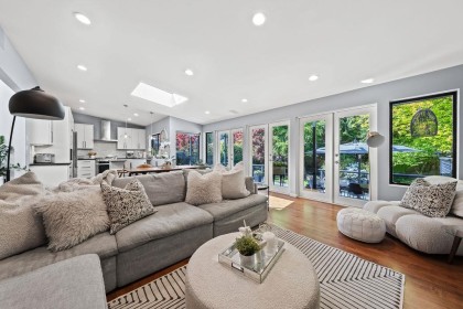 Photo 17 at 1098 Linnae Avenue, Canyon Heights NV, North Vancouver
