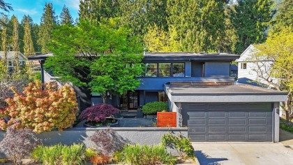 Photo 1 at 1098 Linnae Avenue, Canyon Heights NV, North Vancouver