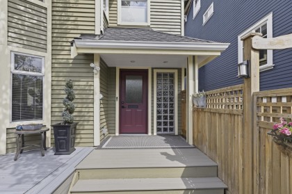 Photo 4 at 31 W 15th Avenue, Mount Pleasant VW, Vancouver West