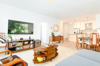 Photo 3 at 312 - 3205 Mountain Highway, Lynn Valley, North Vancouver