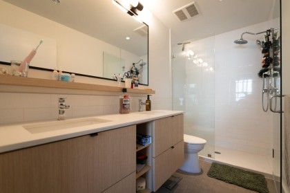 Photo 14 at 312 - 3205 Mountain Highway, Lynn Valley, North Vancouver