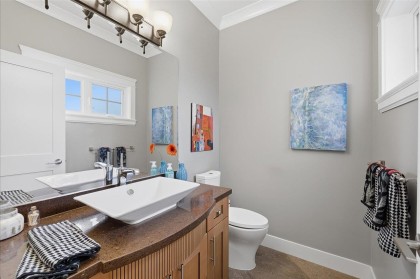 Photo 18 at 1152 Wellington Drive, Lynn Valley, North Vancouver