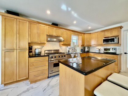 Photo 19 at 3362 Manning Crescent, Roche Point, North Vancouver