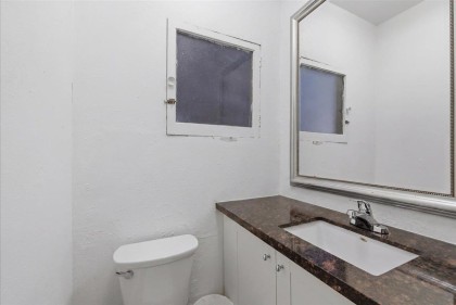 Photo 12 at 14 W 14th Avenue, Mount Pleasant VW, Vancouver West