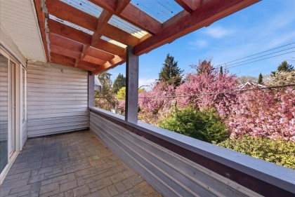 Photo 17 at 14 W 14th Avenue, Mount Pleasant VW, Vancouver West