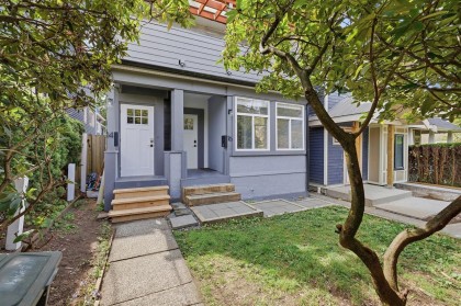 Photo 1 at 14 W 14th Avenue, Mount Pleasant VW, Vancouver West