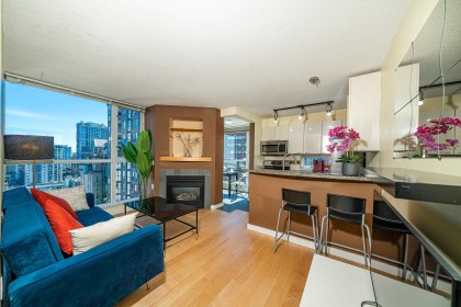 Photo 3 at 1509 - 1068 Hornby Street, Downtown VW, Vancouver West