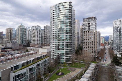 Photo 27 at 308 - 1008 Cambie Street, Yaletown, Vancouver West