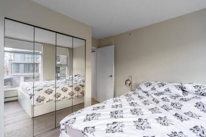Photo 13 at 308 - 1008 Cambie Street, Yaletown, Vancouver West