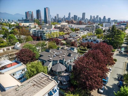 Photo 23 at 207 - 1925 W 2nd Avenue, Kitsilano, Vancouver West