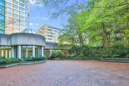 Photo 17 at 1402 - 909 Burrard Street, West End VW, Vancouver West