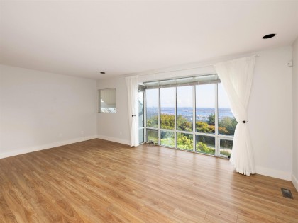 Photo 3 at 1565 Vinson Creek Road, Chartwell, West Vancouver
