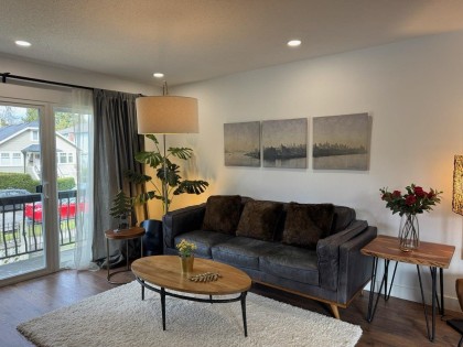 Photo 5 at 2790 W 12th Avenue, Kitsilano, Vancouver West