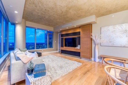 Photo 3 at 3204 - 667 Howe Street, Downtown VW, Vancouver West