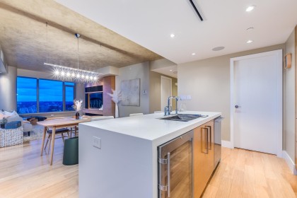 Photo 11 at 3204 - 667 Howe Street, Downtown VW, Vancouver West