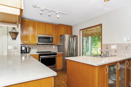 Photo 6 at 430 Bayview Road, Lions Bay, West Vancouver